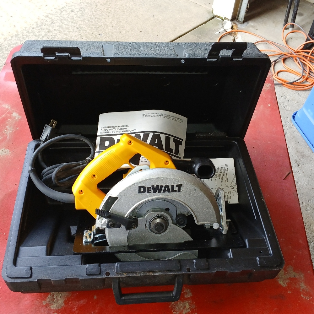 Tools - Picture 3 of 9